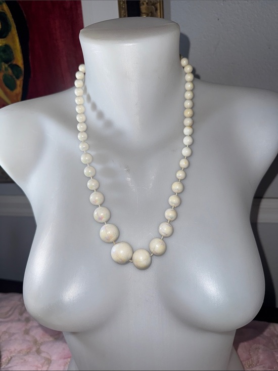 Jewelry - Classic Cream Bead Necklace - Women's Jewelry